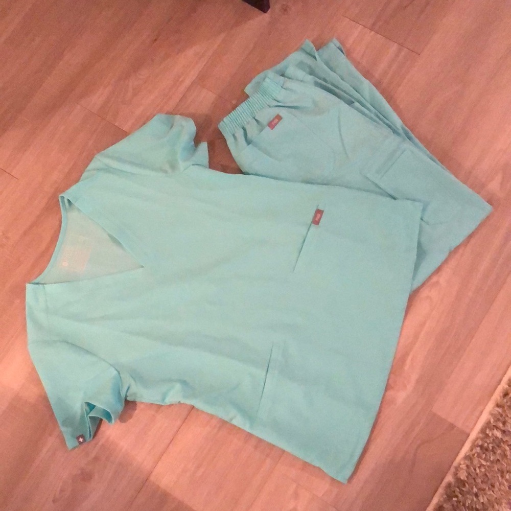 FIGs clothing aqua Casma top and Yola bottoms